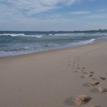 Footprints Woolongong beach